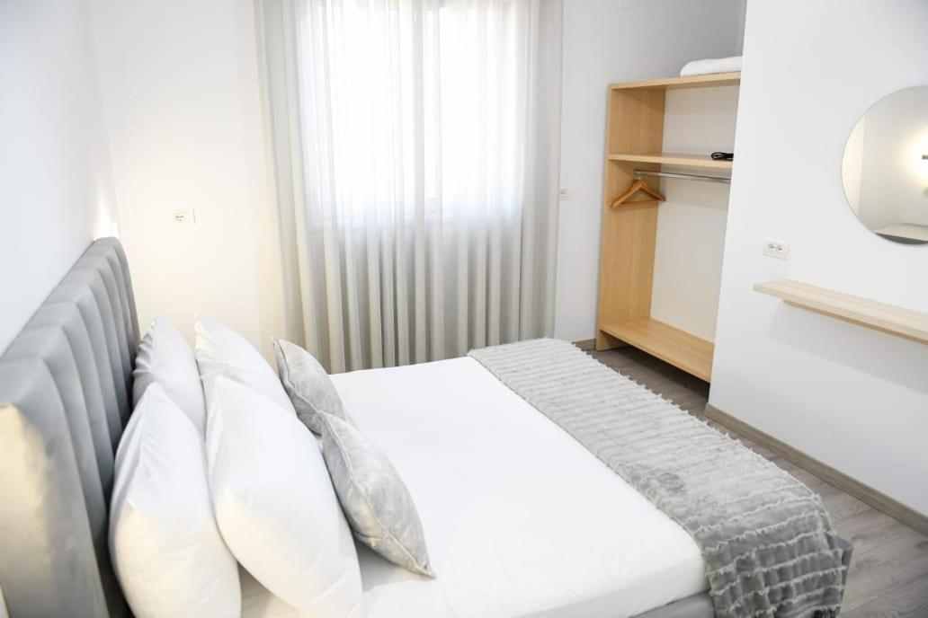 Villa Kaceli Berat Exteriör bild